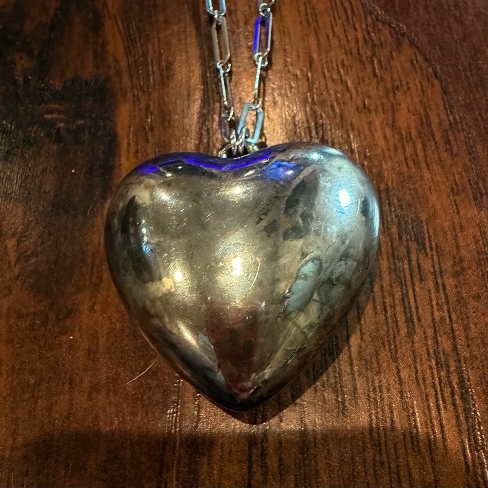 Free People Silver Heart Necklace NWT Chunky Pendant Trendy Jewelry
